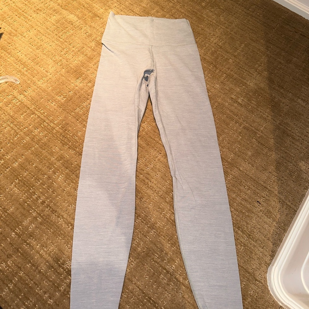 GRAY NIKE LEGGINGS SIZE XS WORN ONCE